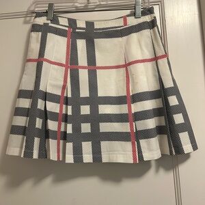 Burberry skirt, size 4